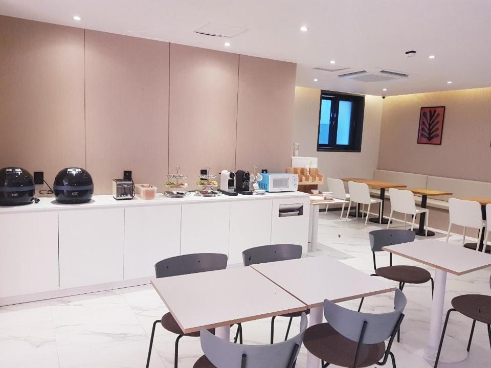 Pohang Brown Dot Hotel Exterior foto